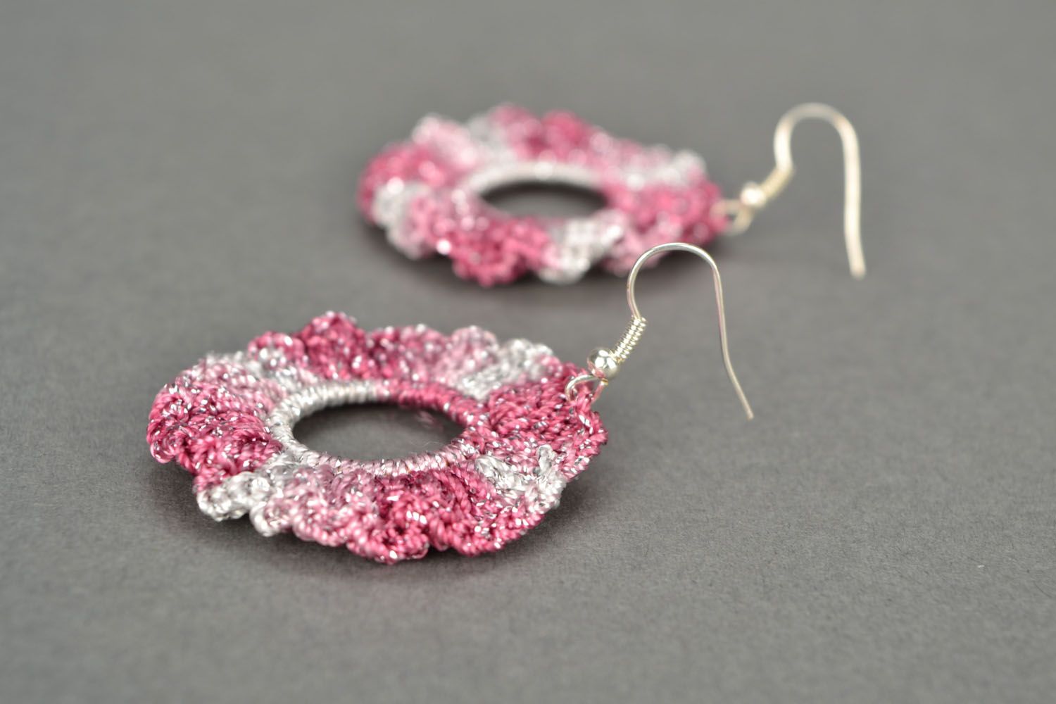 Crochet round earrings photo 4