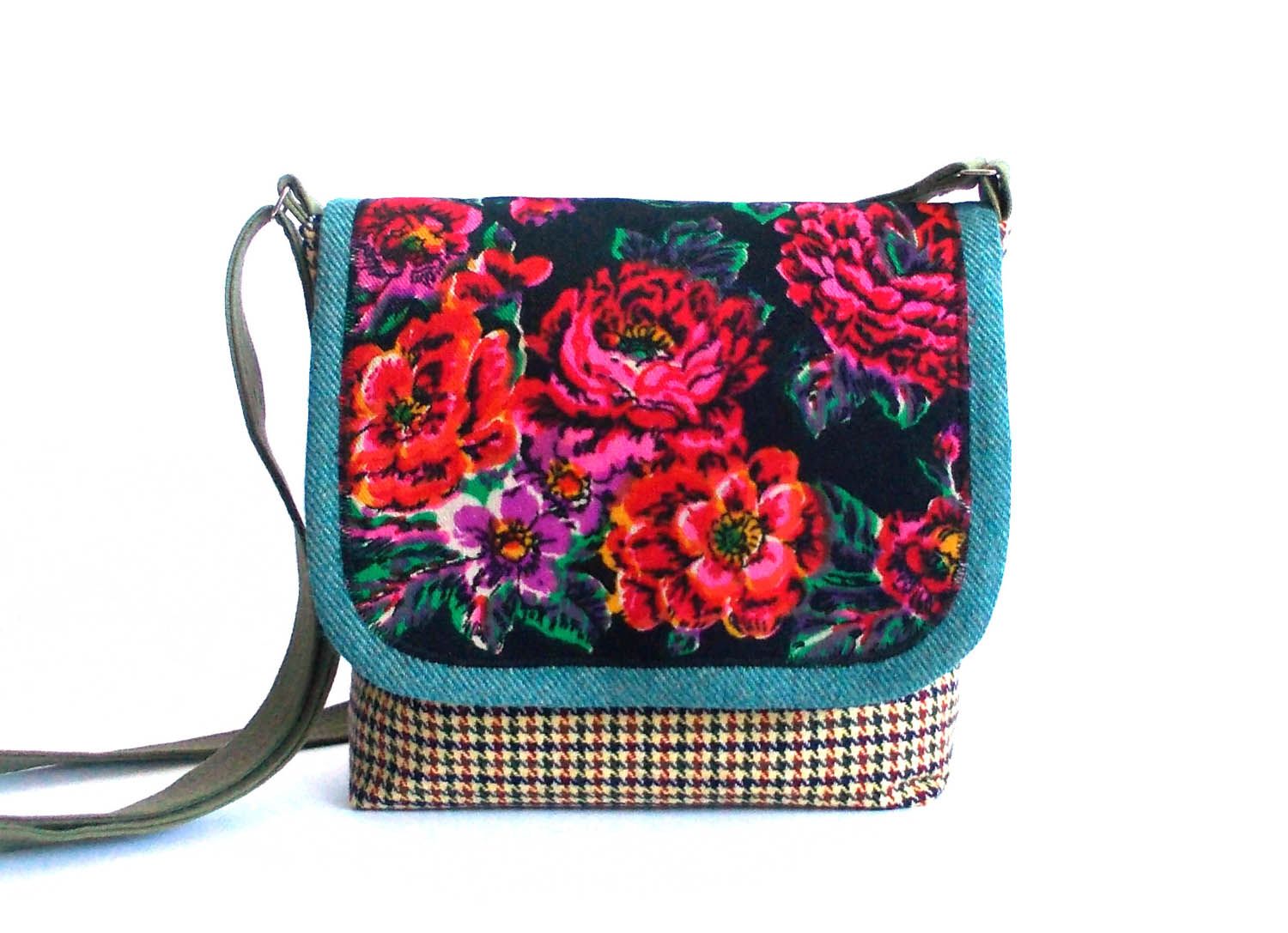 Borsa in tessuto fatta a mano borsa a tracolla artigianale con i motivi floreali foto 1