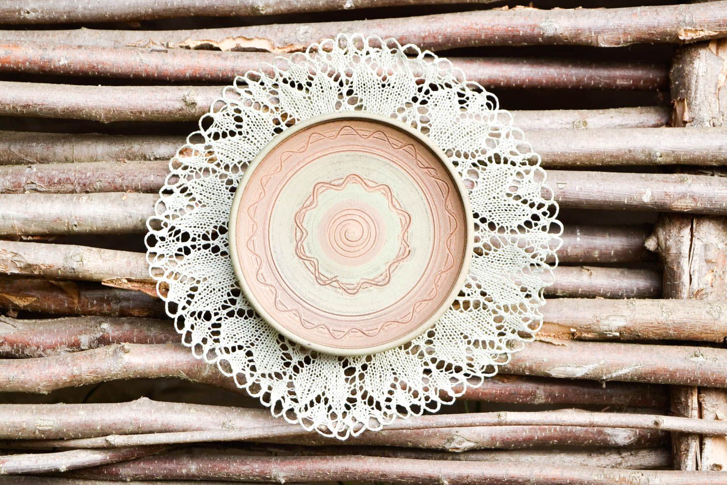 Assiette argile fait main Vaisselle design ronde murale petite Déco maison photo 1