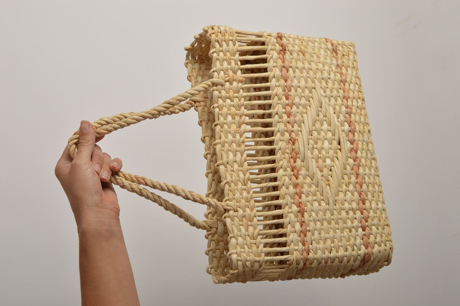 Сумка ручной работы плетеная сумка с ручками плетеная сумка корзина бежевая фото 1