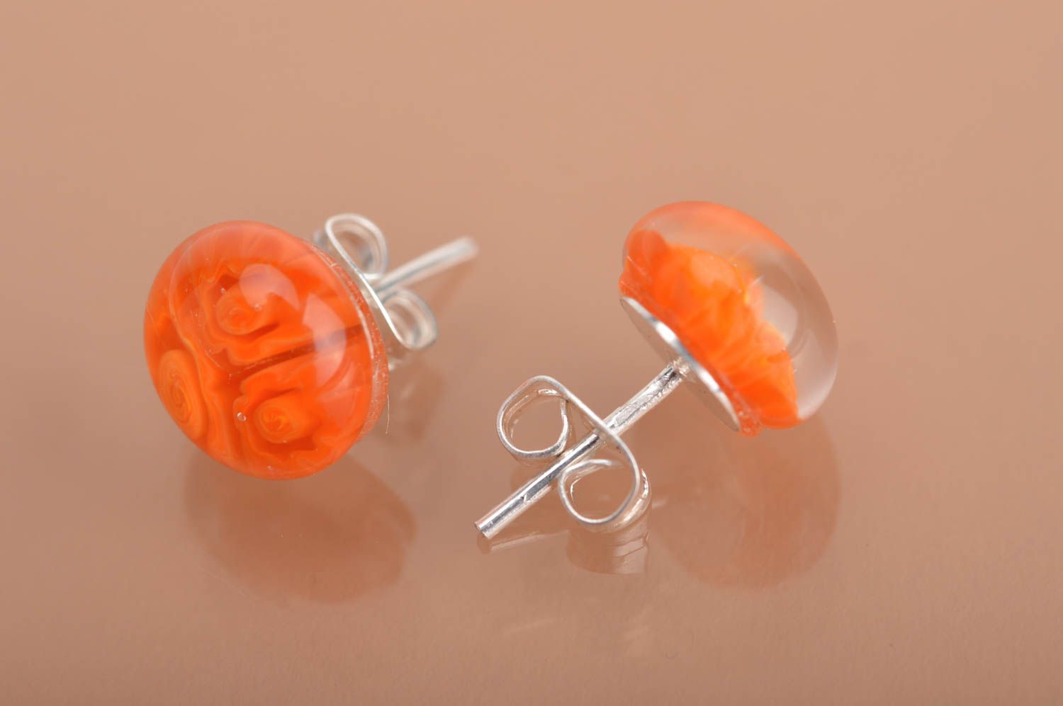 Small designer handmade millefiori glass round stud earrings of orange color photo 4