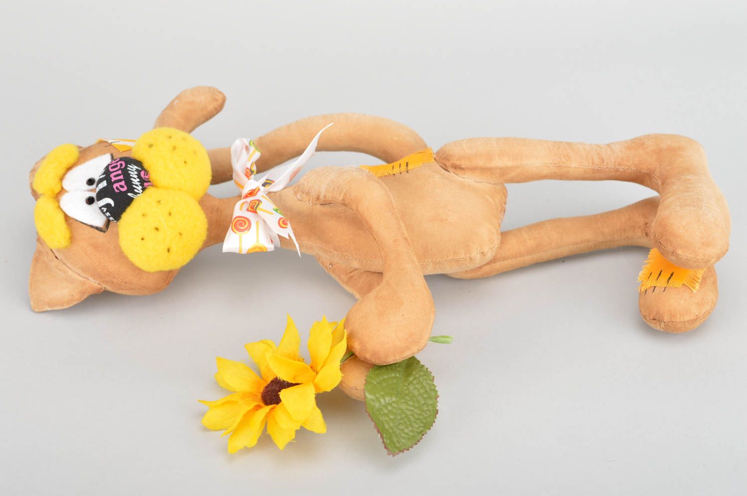 Muñeco de peluche original decorativo hecho a mano juguete para niños bonito foto 2