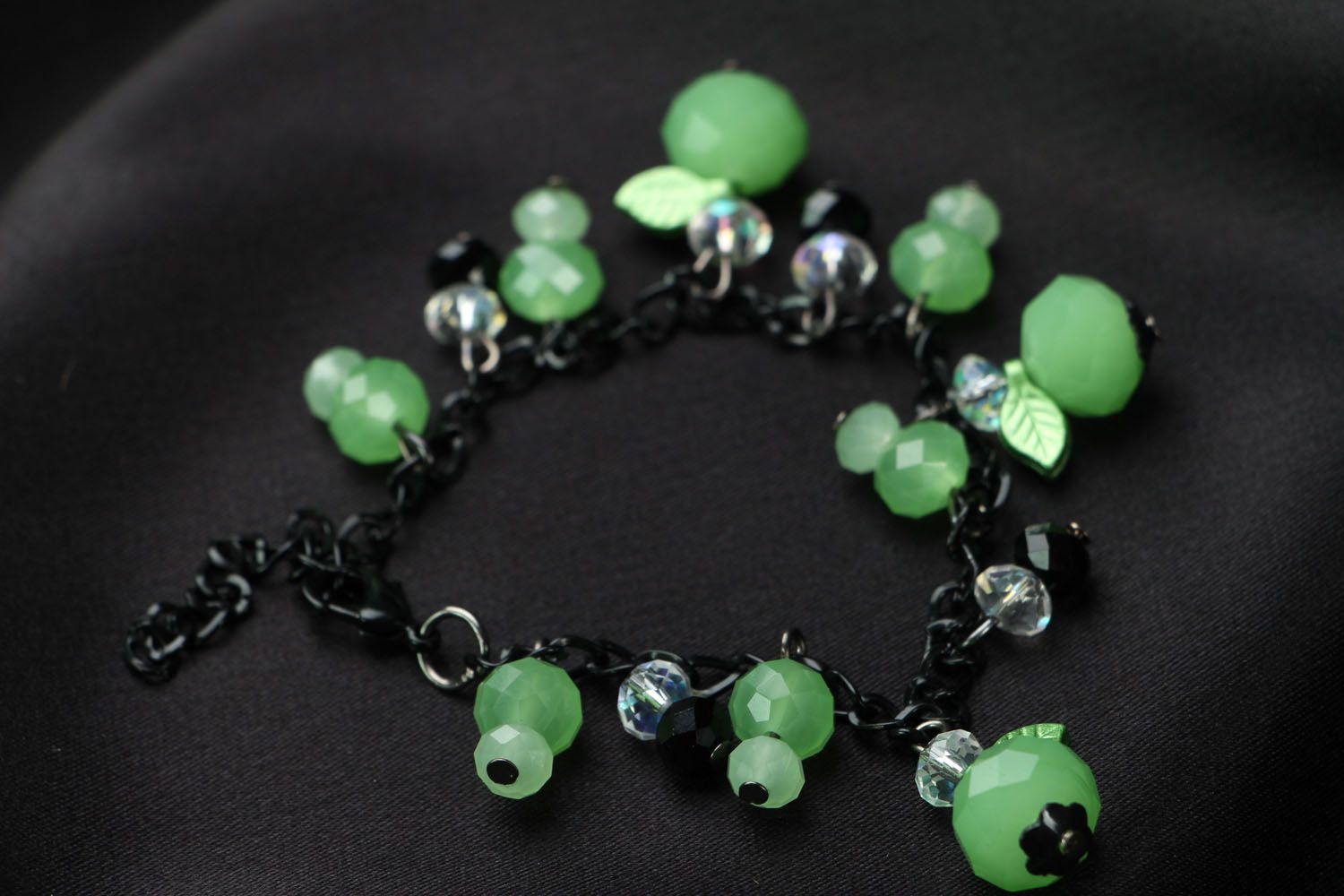 Jewelry set with chrysoprase and agate photo 3