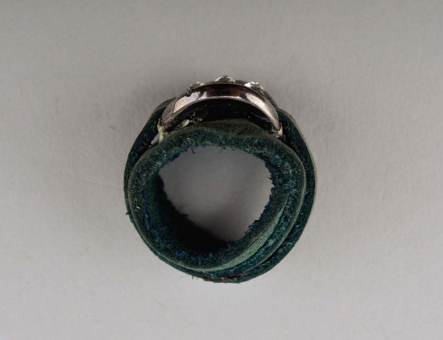 Ring Leder handmade Schmuck Ring stilvoll Mode Accessoire originelles Geschenk foto 3