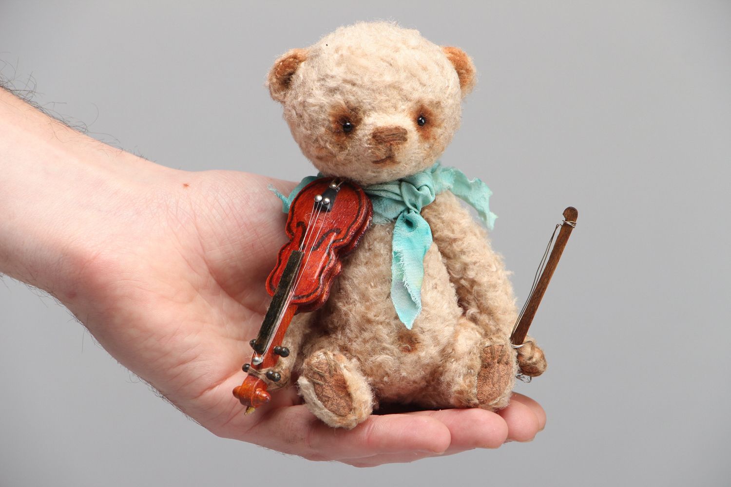 Collectible plush toy bear photo 4