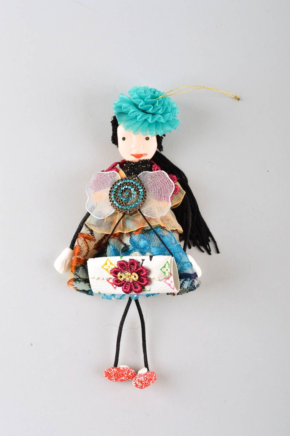 Bambola bella in stoffa fatta a mano pupazzo tessile originale decoro casa foto 2