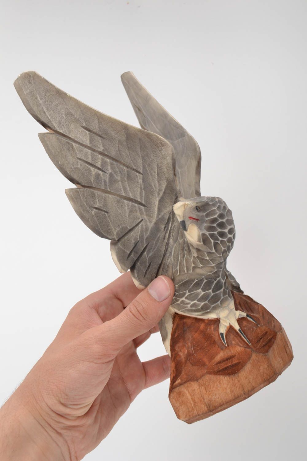 Statuette aigle en bois faite main sculptée pour décoration de maison photo 2