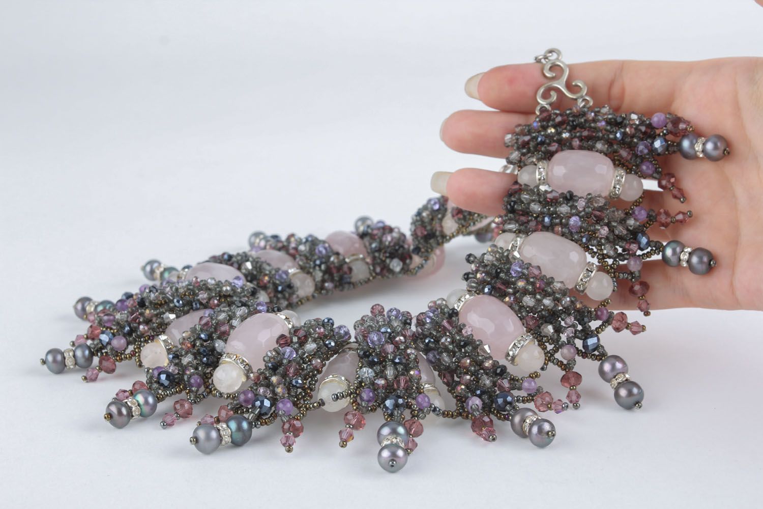 Large necklace with natural stones photo 5