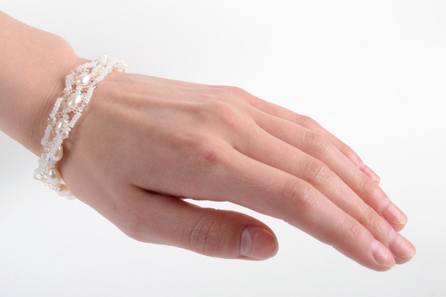 Set de bijoux en perles de rocailles collier bracelet ajouré fait main blanc photo 5