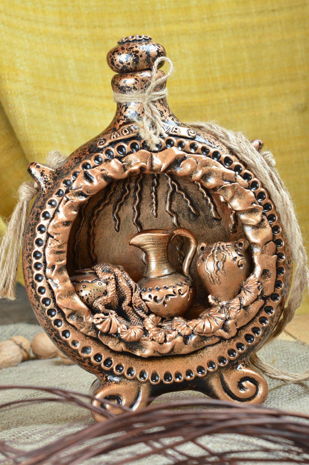 Large circle shape handmade decorative wine decanter in bronze color 4,5 lb photo 1