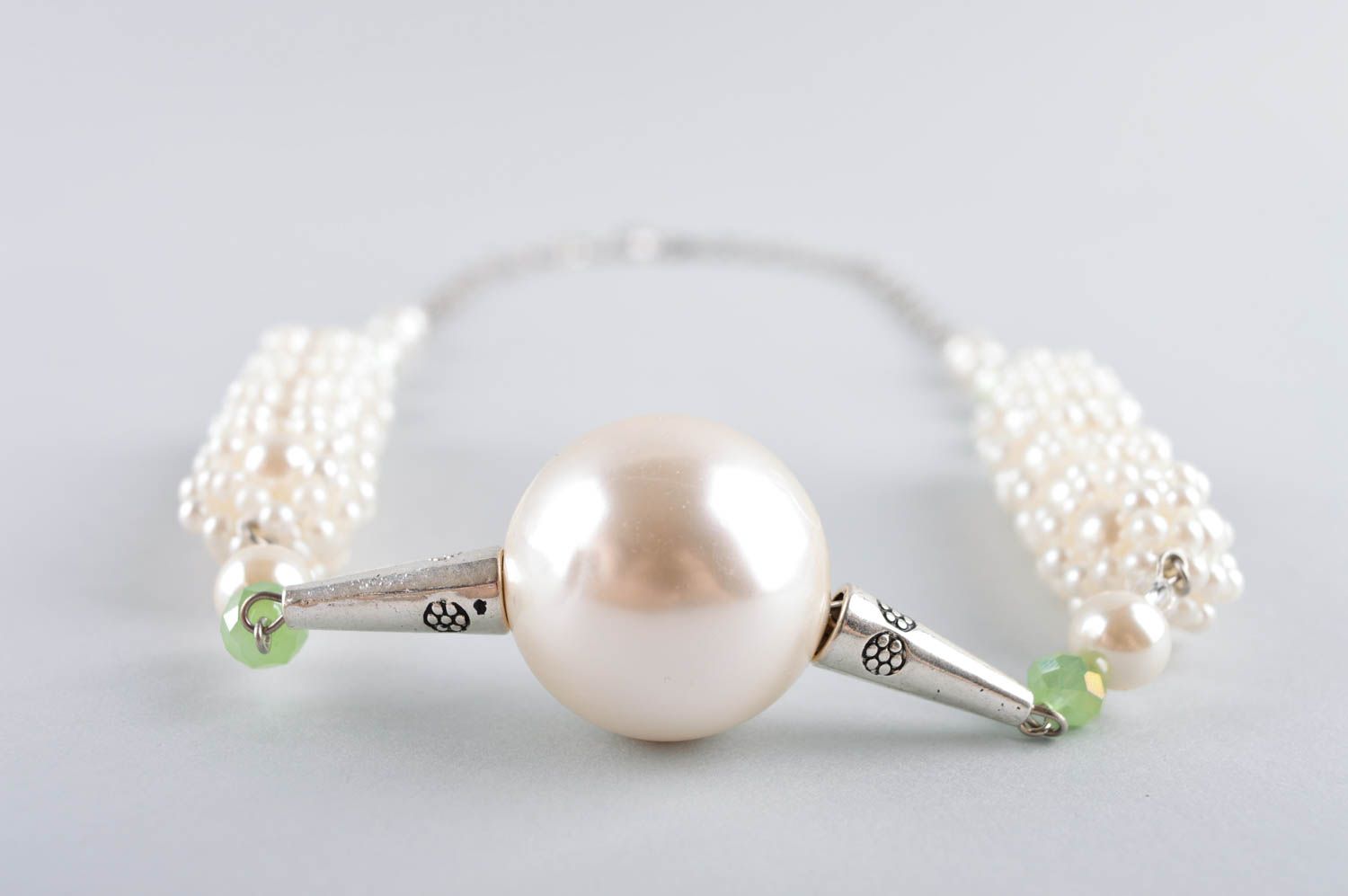 Collier fantaisie Bijou fait main blanc perles de rocaille verre Cadeau femme photo 4