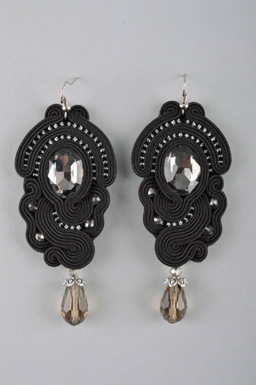 Pendientes artesanales negros elegantes bisutería soutache accesorios de moda foto 3