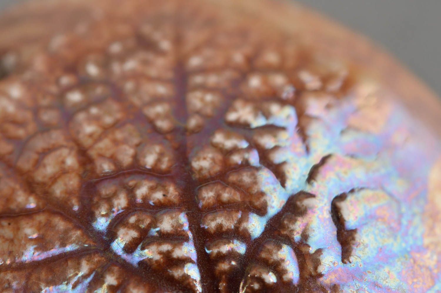 Перламутровая глиняная подвеска ручной работы расписанная глазурью Дерево фото 5