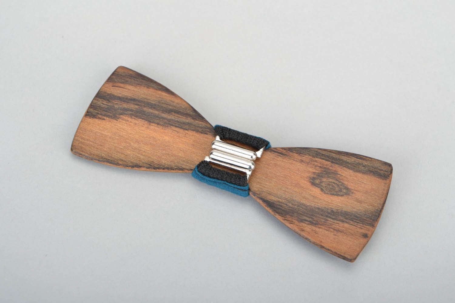 Wooden bow tie hand made photo 3