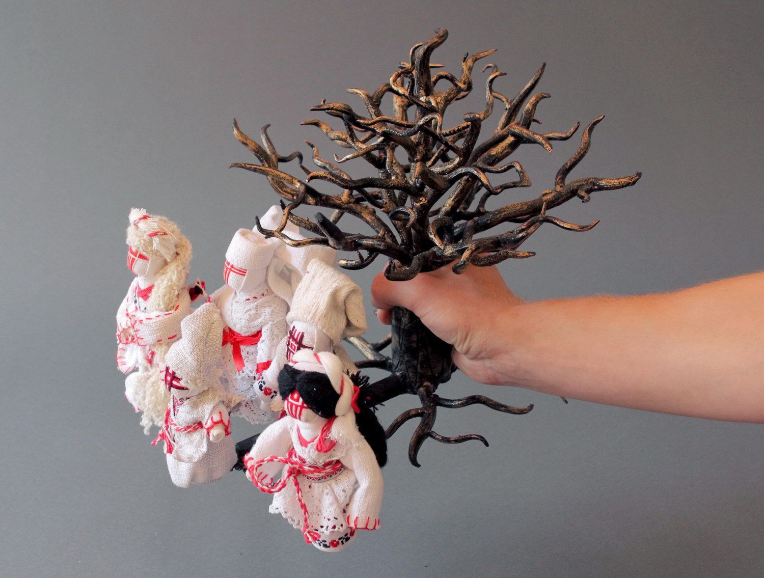 Conjunto de bonecas motanka com suporte árvore genealógica foto 4