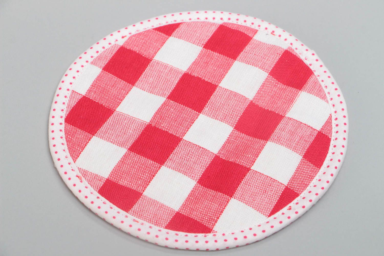 Beautiful convenient handmade cotton fabric soft pot holder of red color photo 4