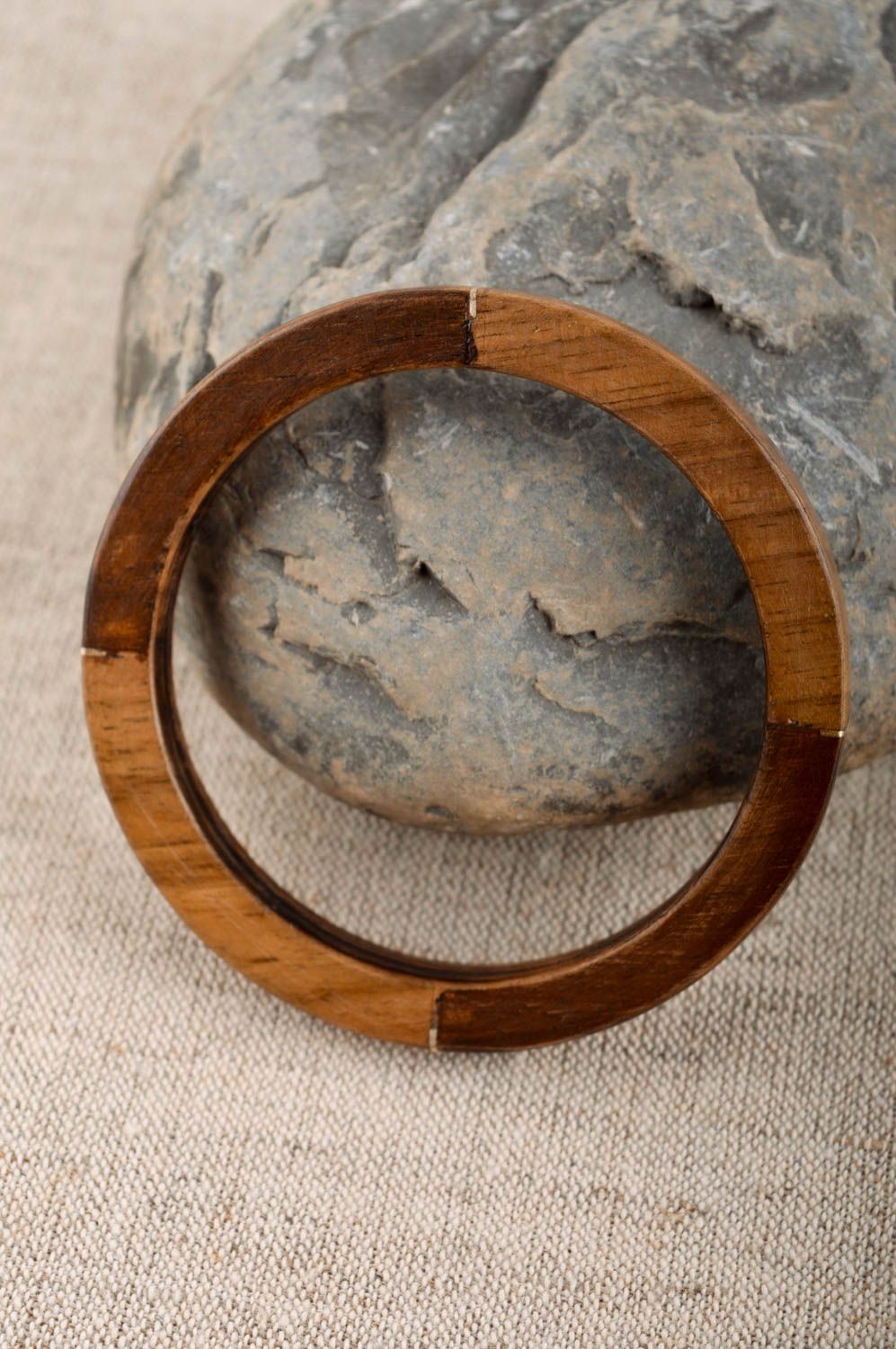 Pulsera de madera artesanal regalo original accesorio para mujer redondo foto 1