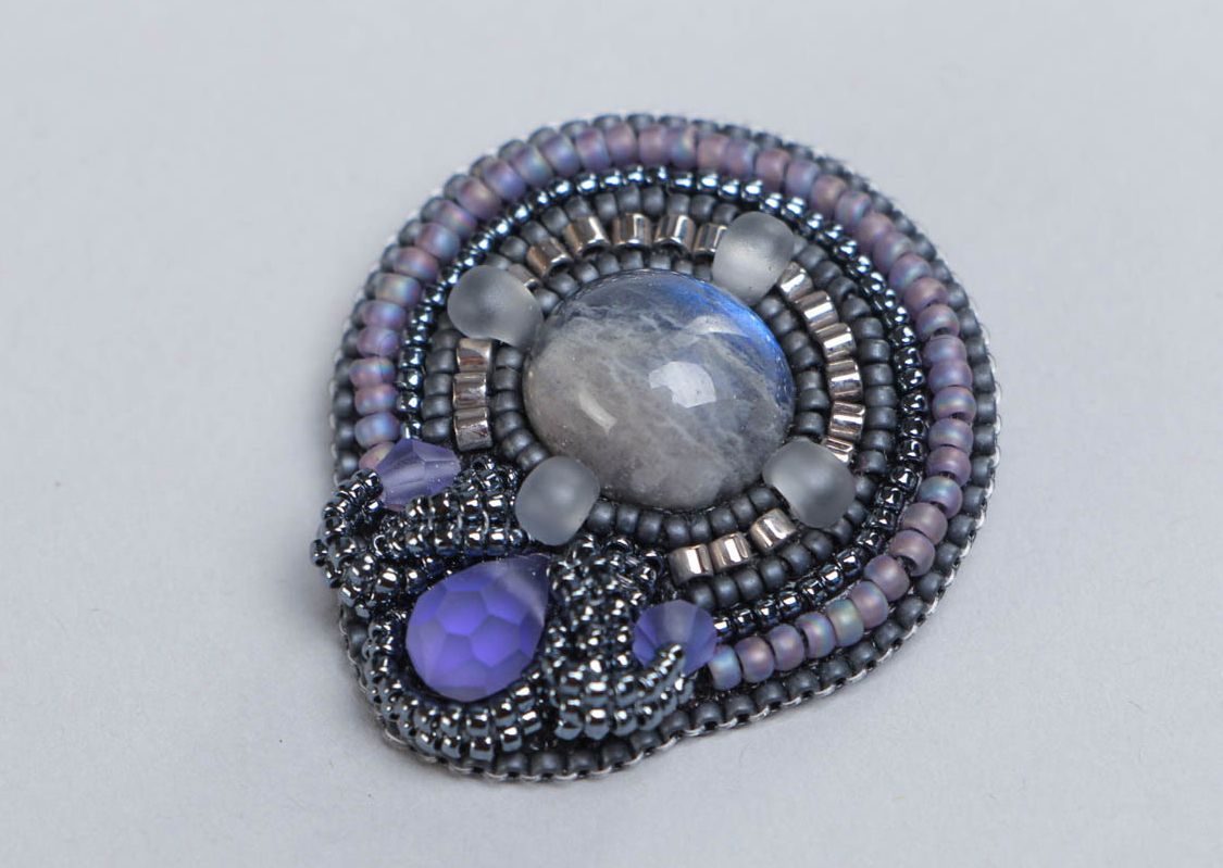Beautiful round handmade gemstone brooch embroidered with beads photo 2