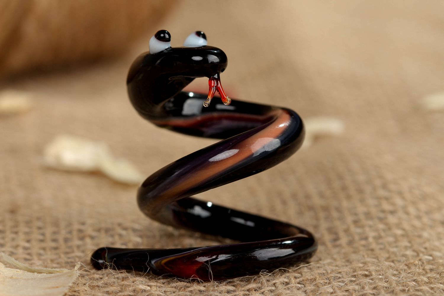 Figura de serpiente de vidrio en técnica de lampwork foto 5