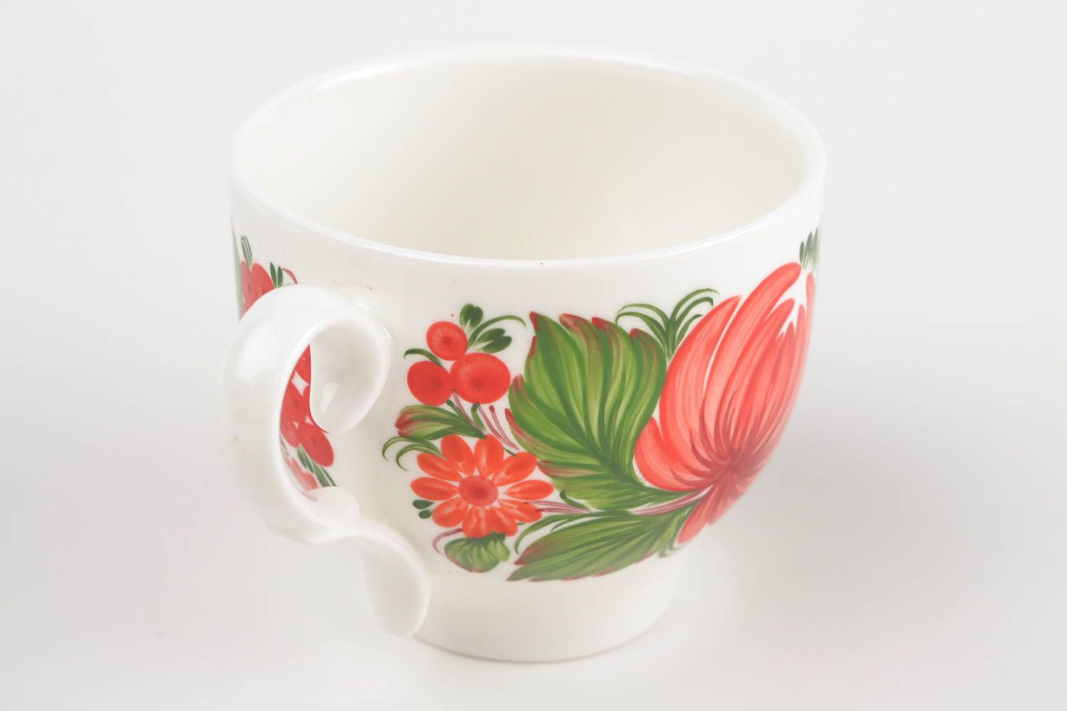 8 oz ceramic porcelain cup in white, red, and green color with handle and Russian style pattern photo 4