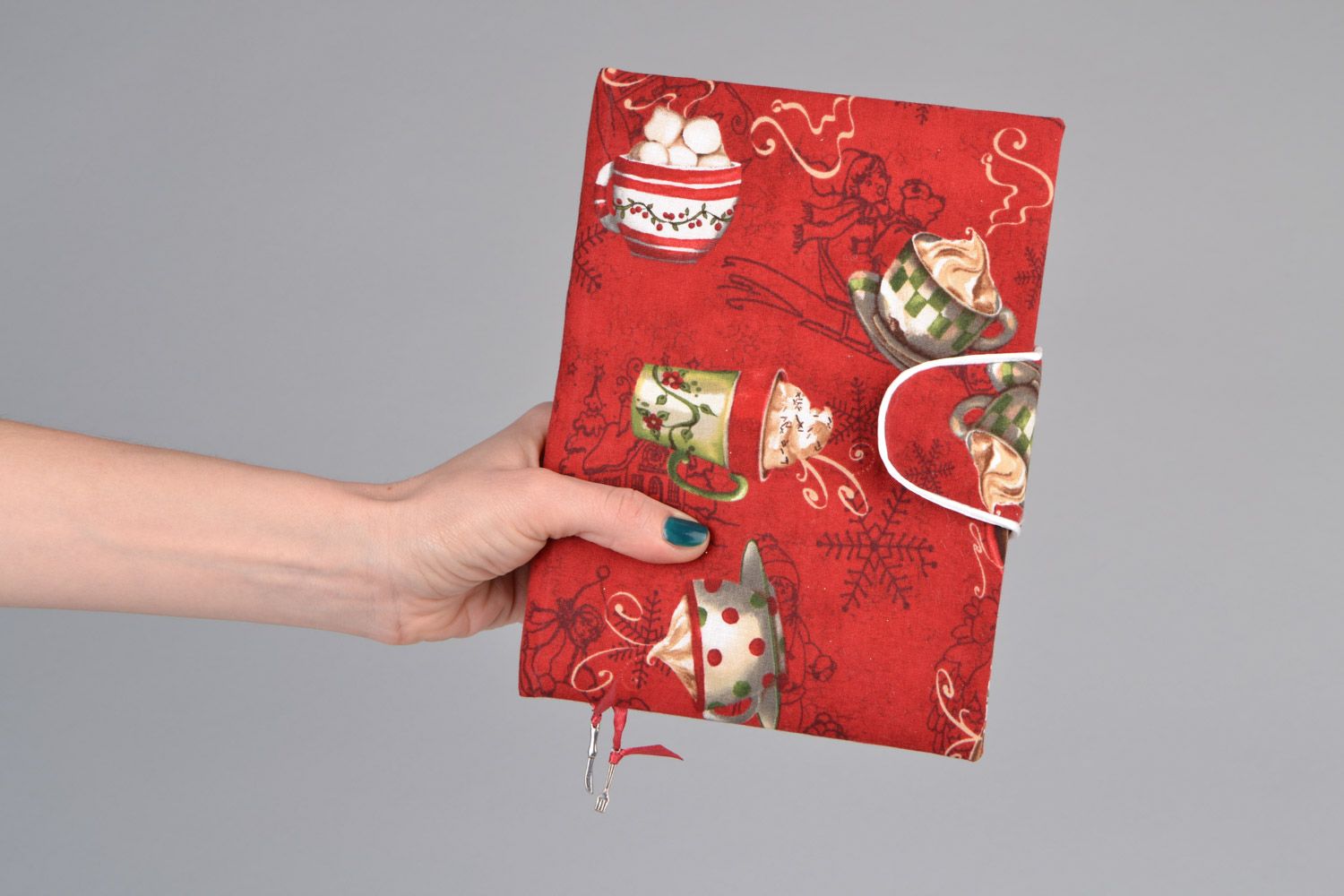 Handgemachter schöner exklusiver Notizblock in Rot mit Umschlag aus Stoff foto 2