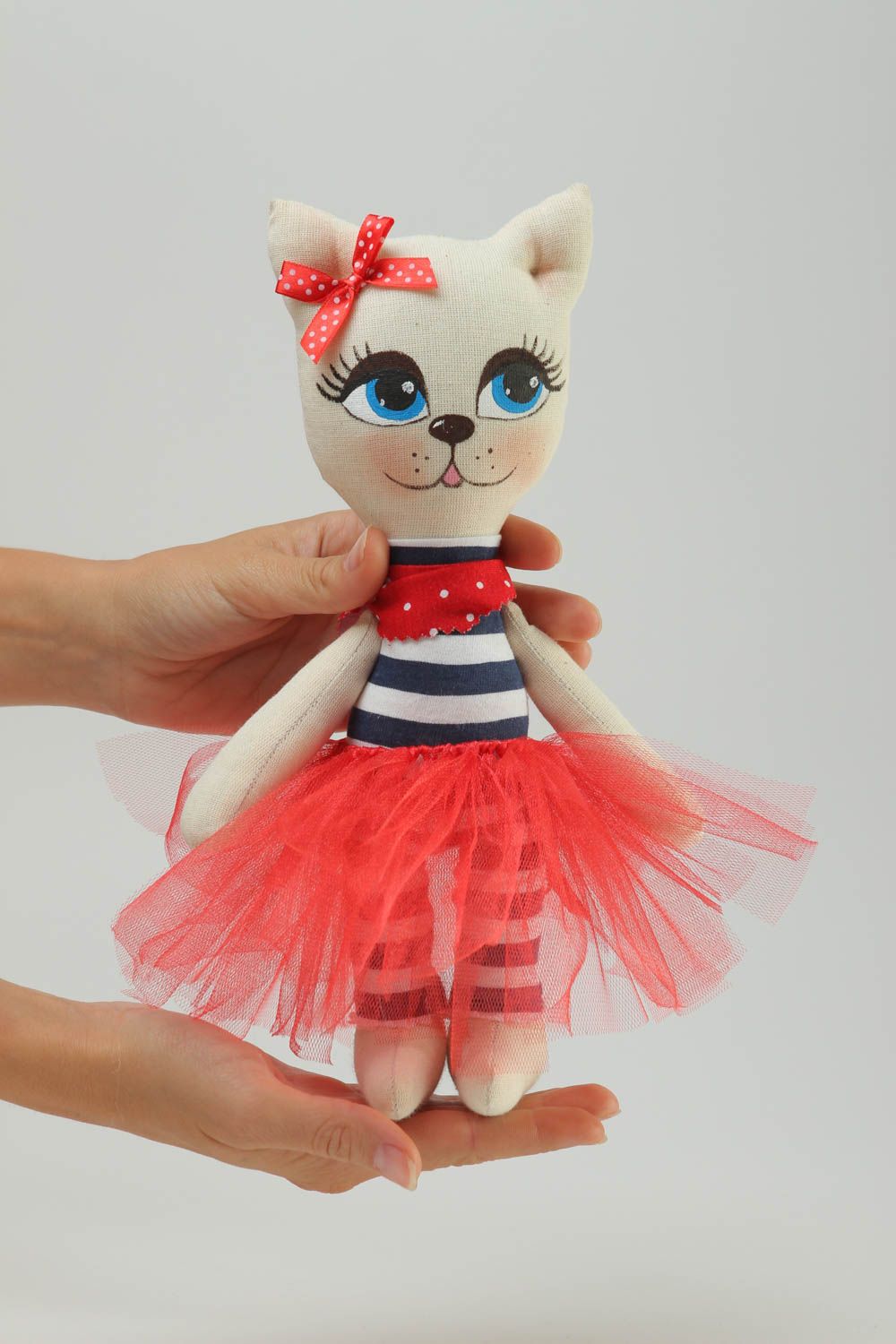 Juguete artesanal muñeca de peluche decorativa regalo original para niña foto 5