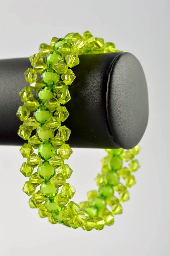 Bracelet plastique Bijou fait main vert large original Cadeau pour femme photo 2