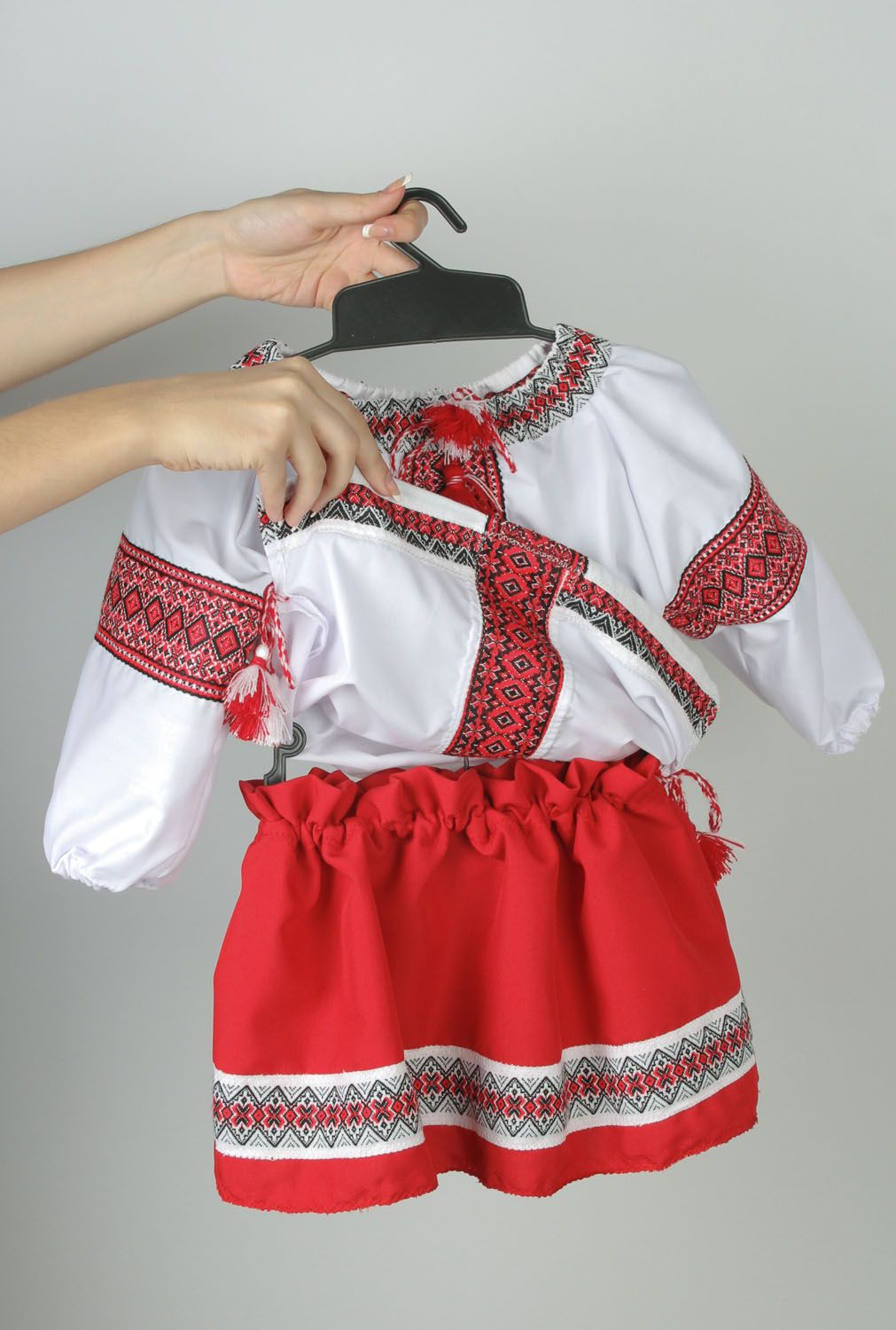 Национальный украинский костюм для девочки фото 4