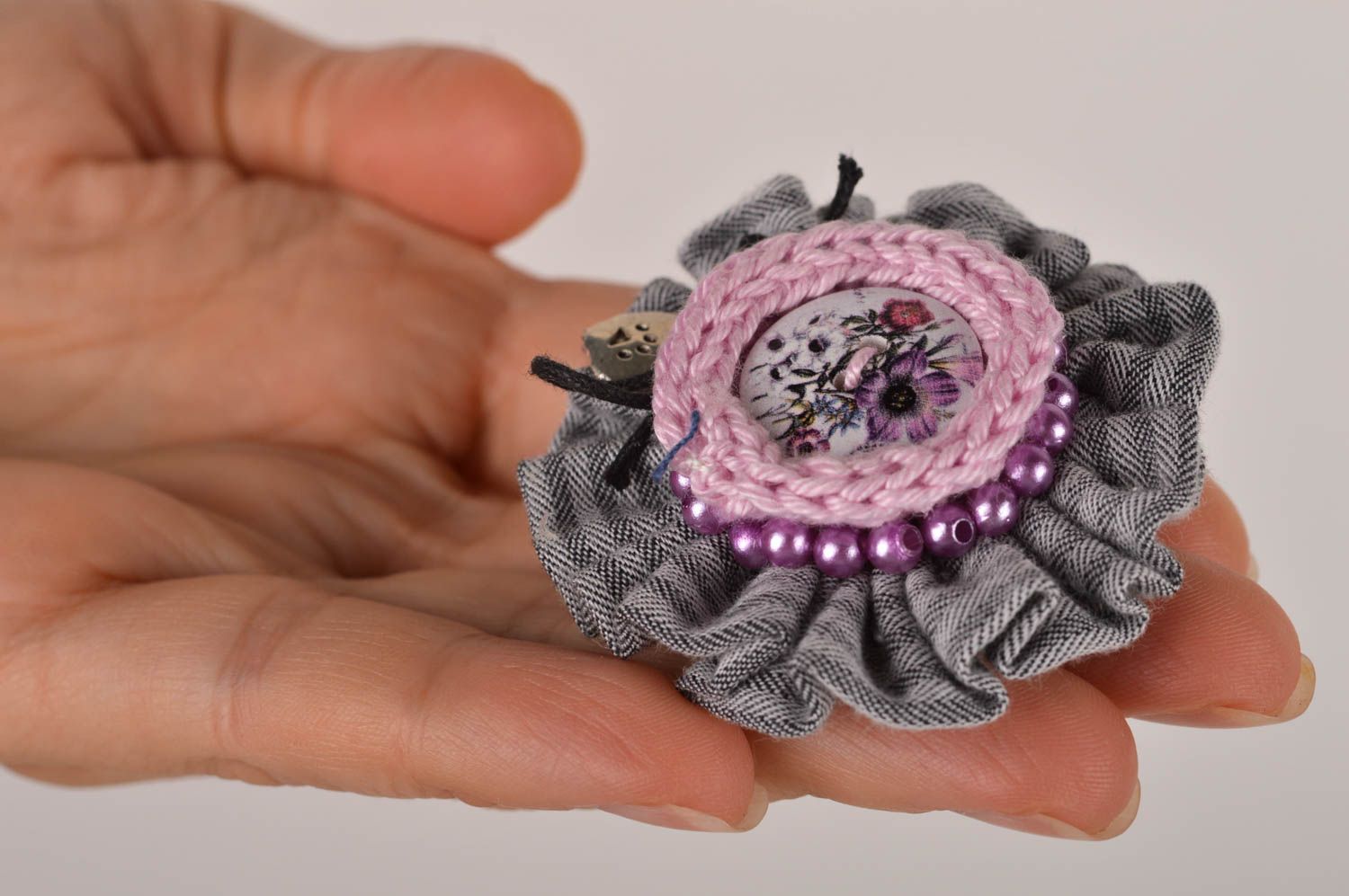 Unusual handmade flower brooch crochet ideas hair clip artisan jewelry photo 3