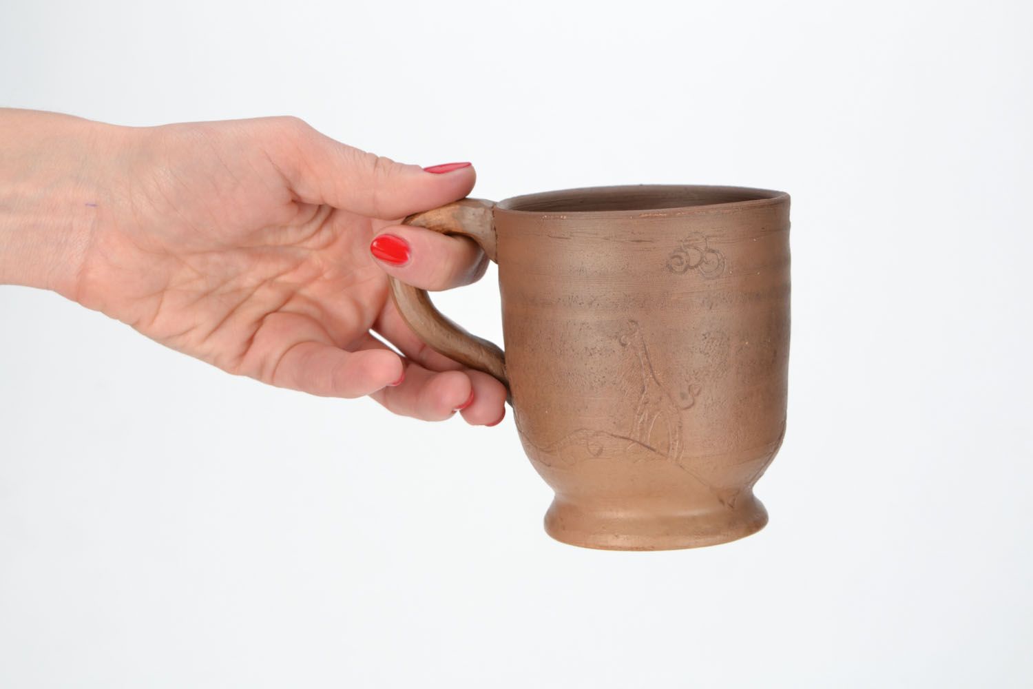 Clay cup for tea in light brown color with Giraffe pattern and handle photo 2