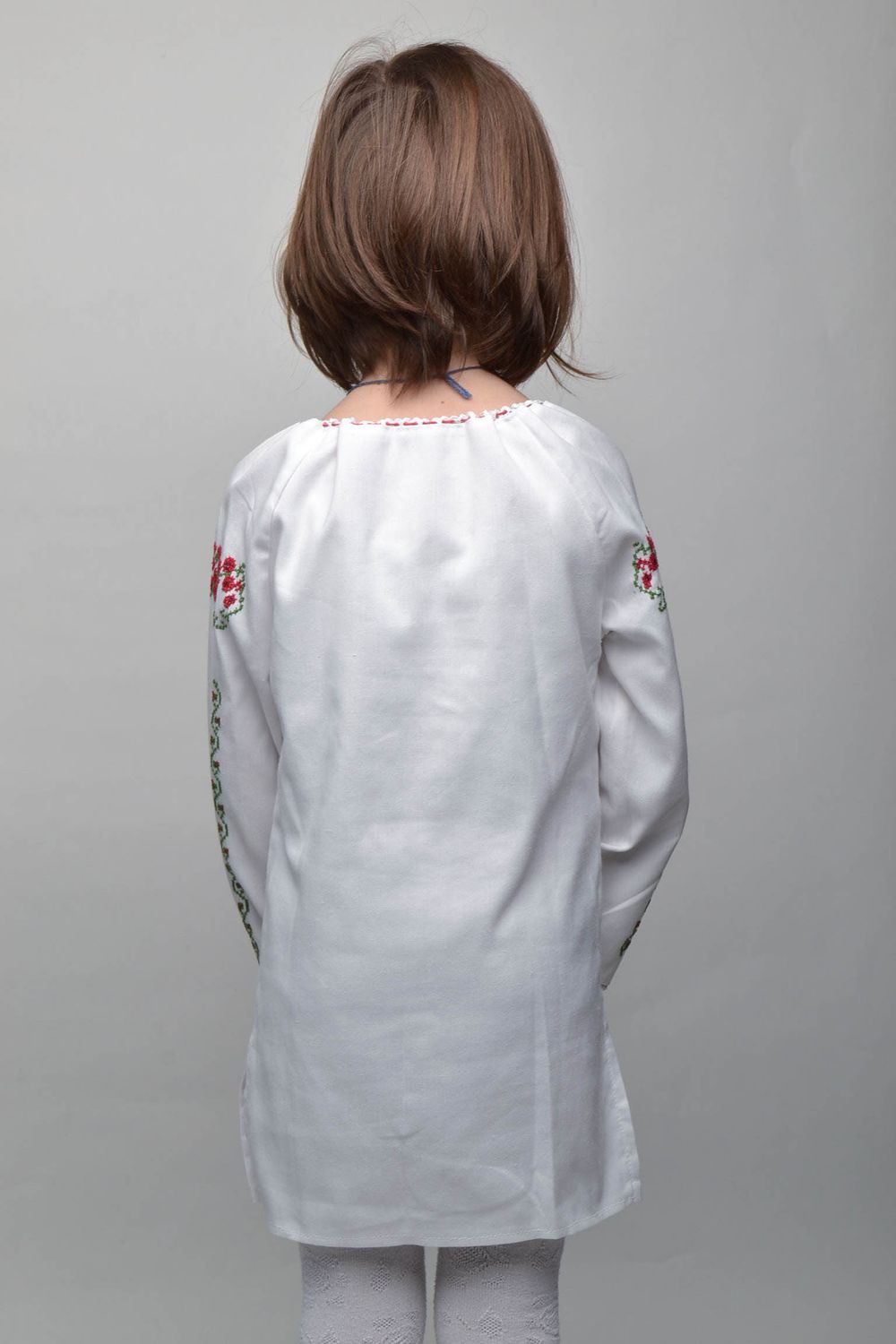 Camisa bordada de mangas largas para niña foto 4