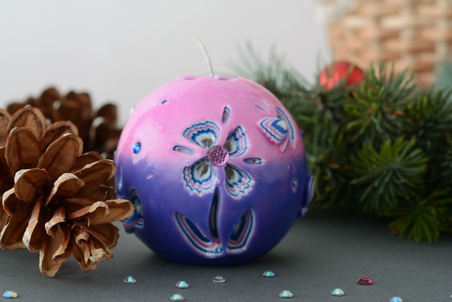 Carved ball-candle photo 1