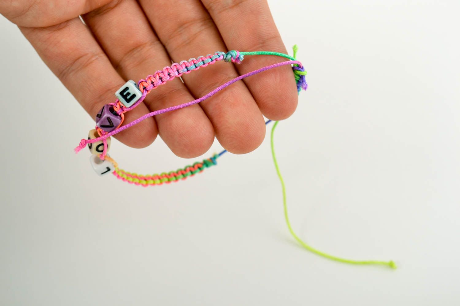 Bracelet textile multicolore Bijou fait main design original Accessoire femme photo 4