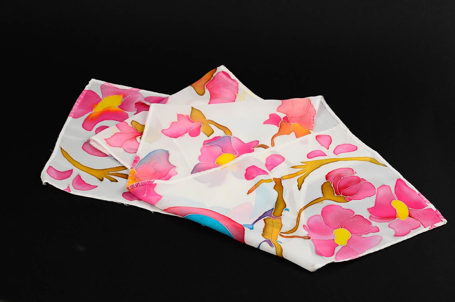Sciarpa di chiffon fatta a mano accessorio da donna con fiori bellissimi foto 2