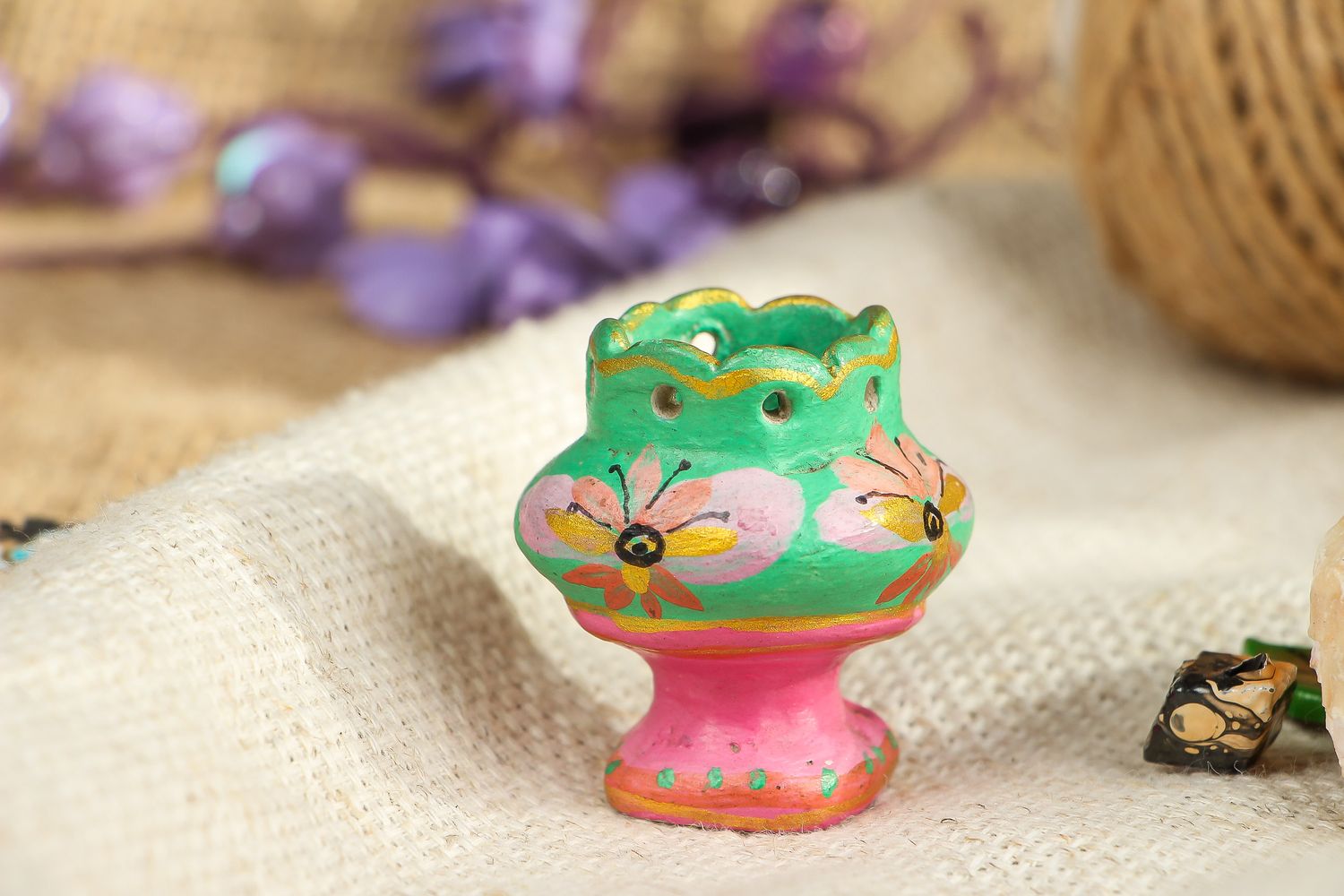 Petit vase en céramique décoratif vert fait main photo 4
