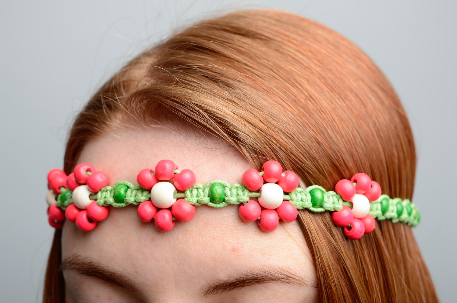 Collier transformable bandeau à cheveux technique macramé avec fleurs fait main photo 3