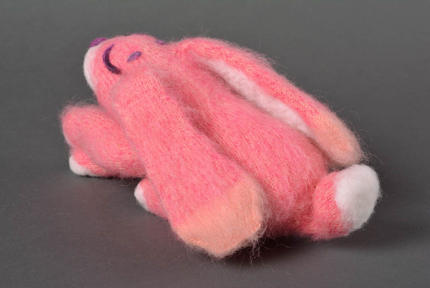Peluche lapin rose Jouet tricot fait main en laine Cadeau enfant original photo 5
