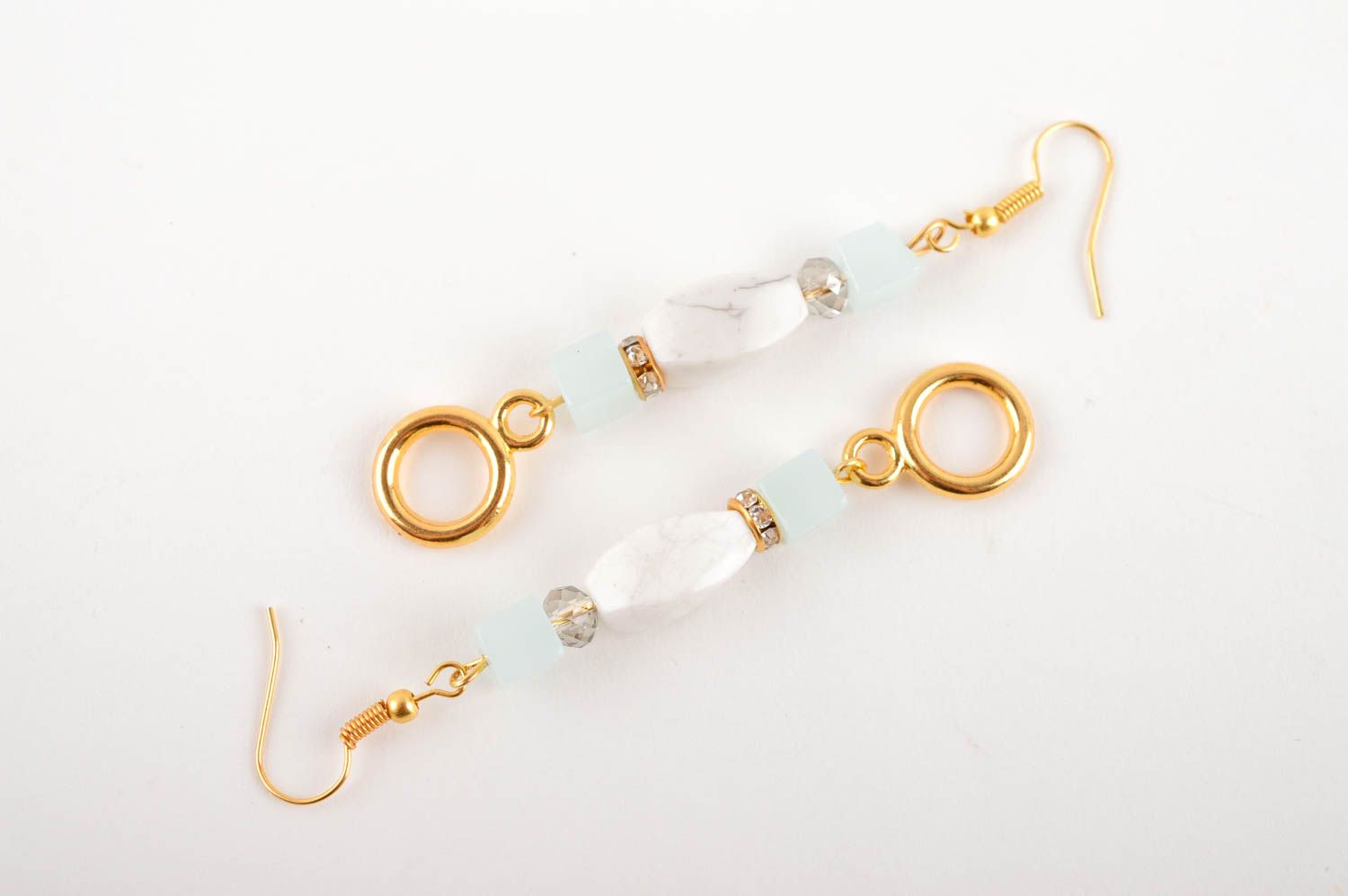 Handmade Schmuck Ohrringe Accessoire für Frauen lange Ohrringe mit Steinen foto 5