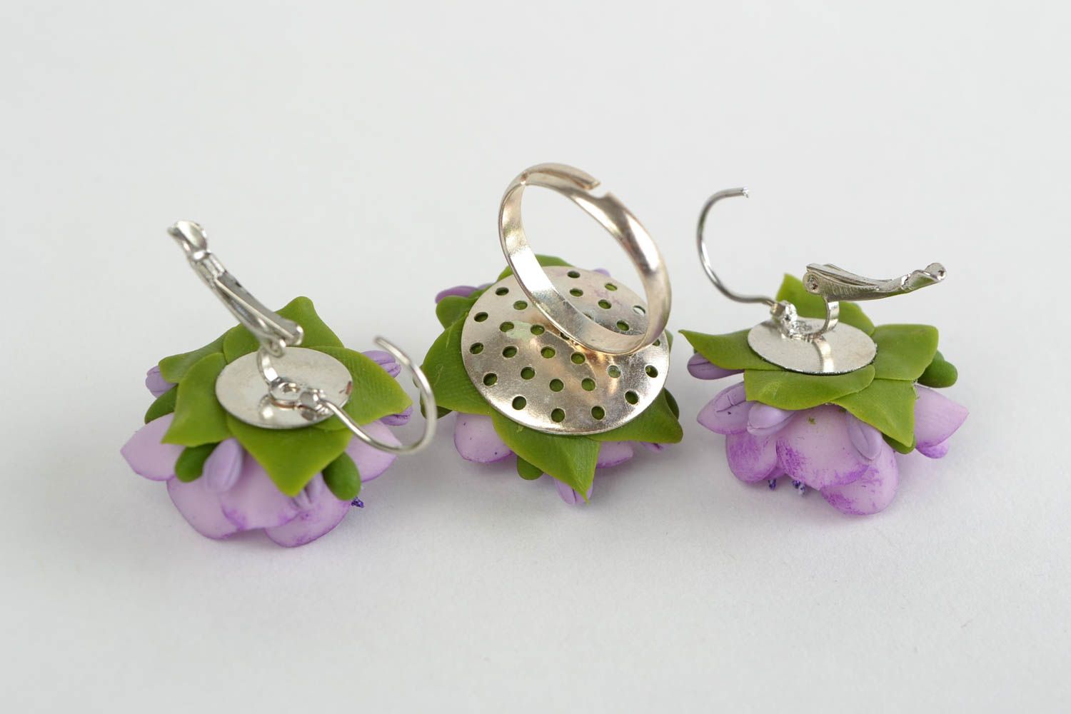 Blumen Schmuck Set aus Porzellan Ohrringe und Ring in Form von Flieder Blumen foto 5
