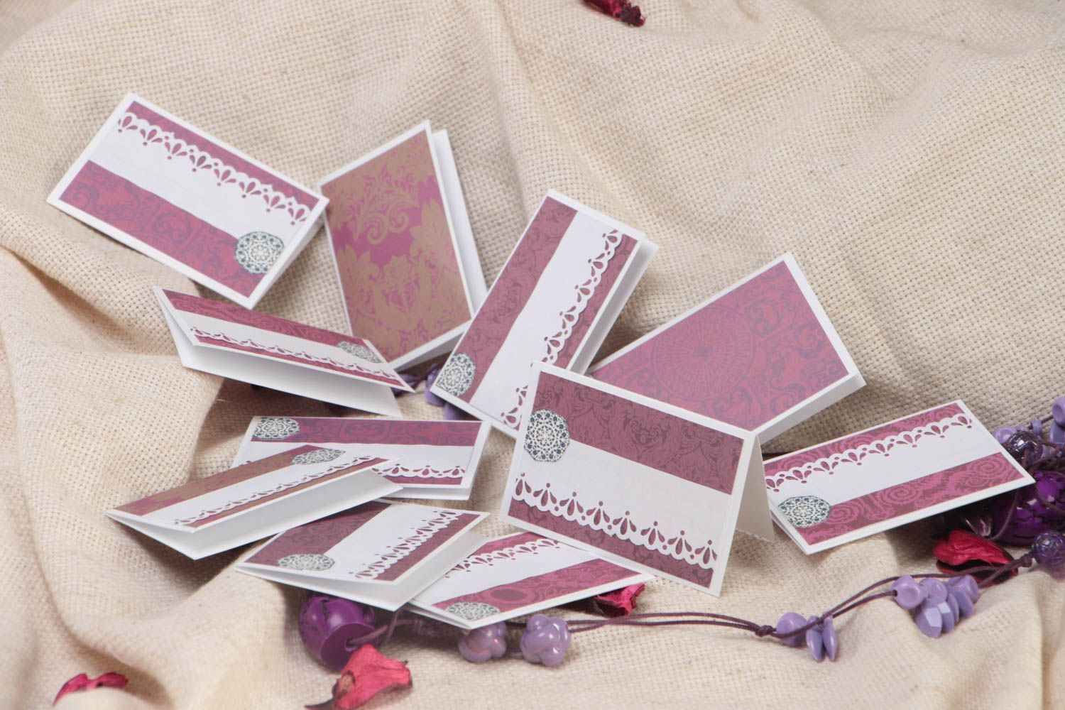 Set of 11 handmade scrapbooking wedding place cards in violet color palette photo 1