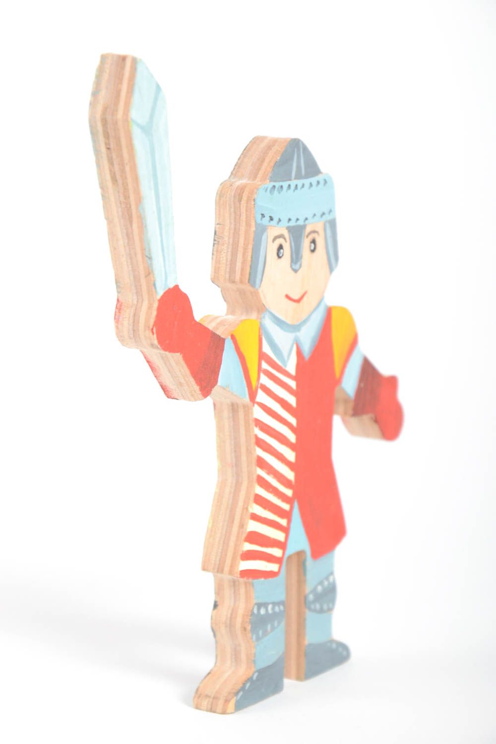 Figura artesanal regalo para amigos decoración de hogar caballero con espada foto 5