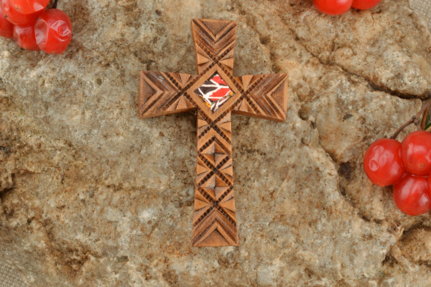 Croce di legno fatta a mano crocetta intagliata originale in legno interessante foto 1