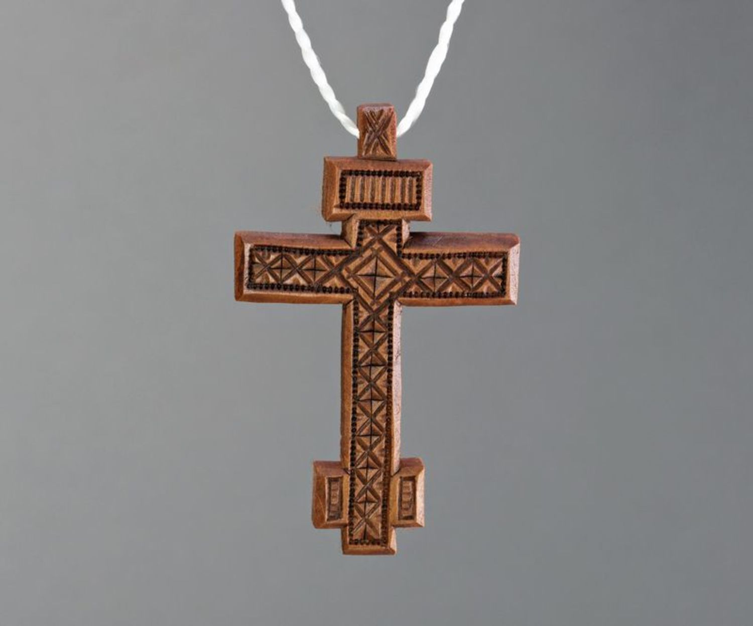 Pectoral cross made of wood photo 2