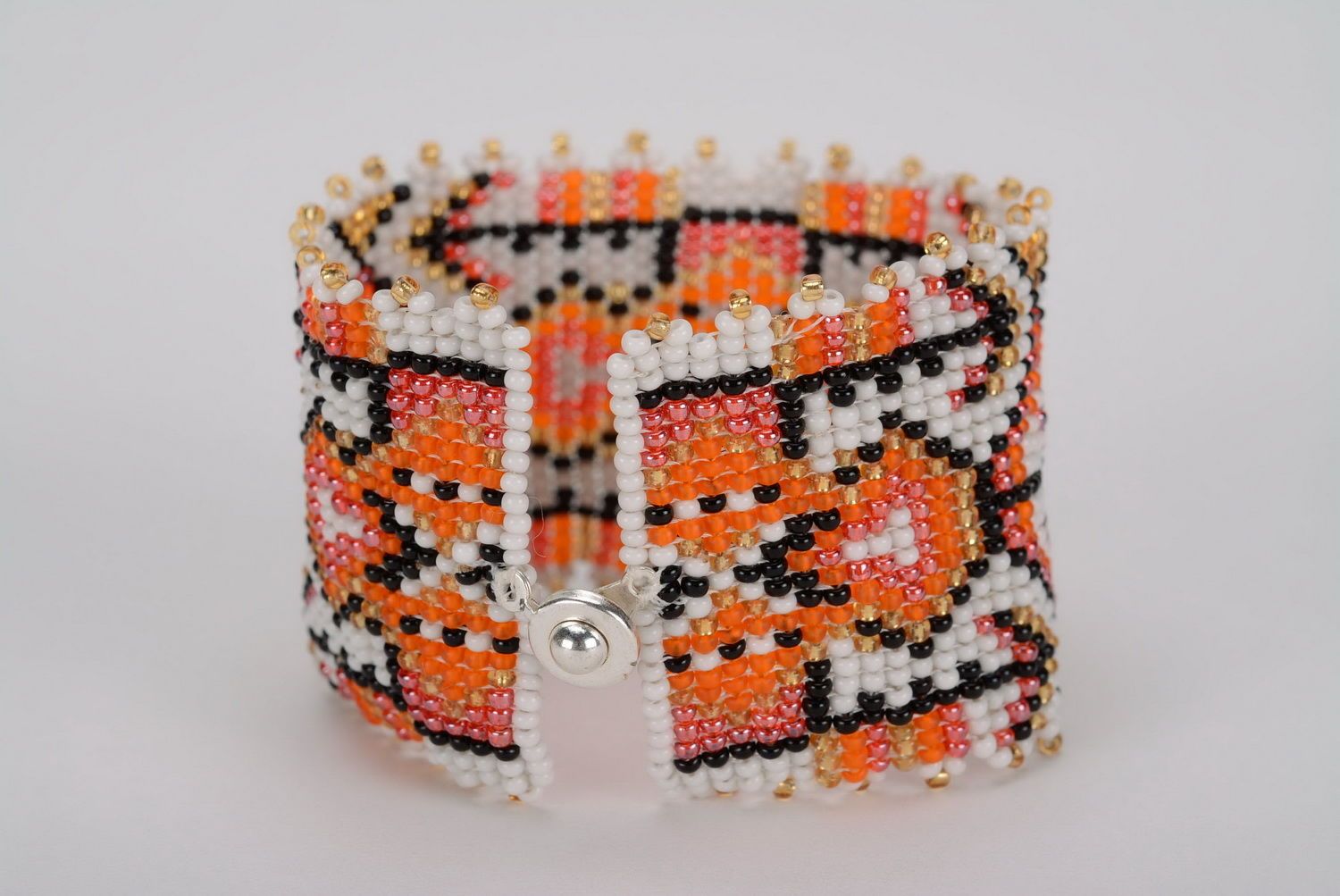 Bracelet with Czech beads photo 1