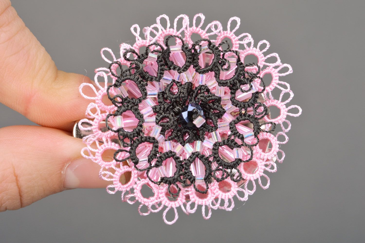 Handmade ankars tatting woven flower brooch hair clip with Czech beads photo 2