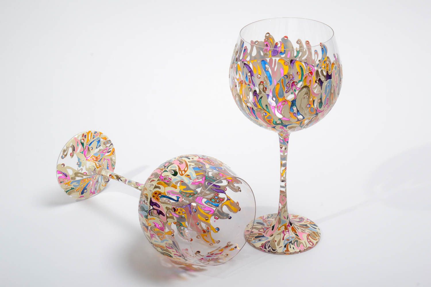 Стеклянные бокалы с витражной росписью ручной работы набор из двух штук 700 мл фото 3