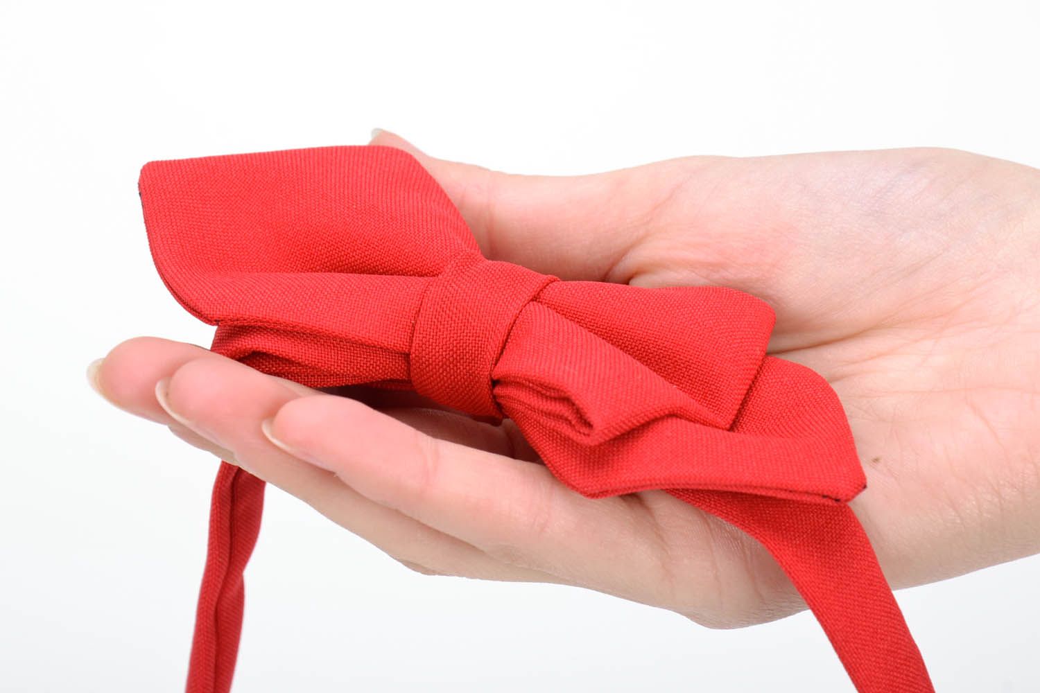 Scarlet bow tie  photo 4