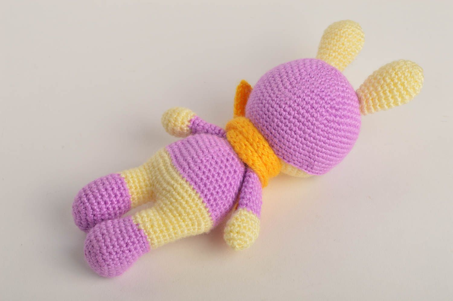 Jouet lapin Peluche faite main tricotée décorative design Cadeau pour enfant photo 5