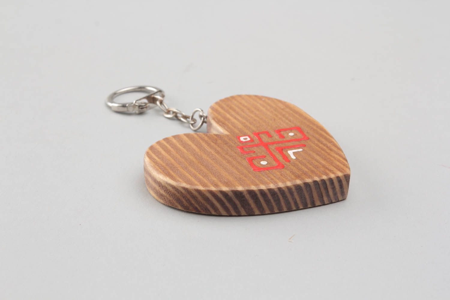 Chaveiro para chaves feito de madeira decorada com símbolo eslavo Rozhanitsy foto 4