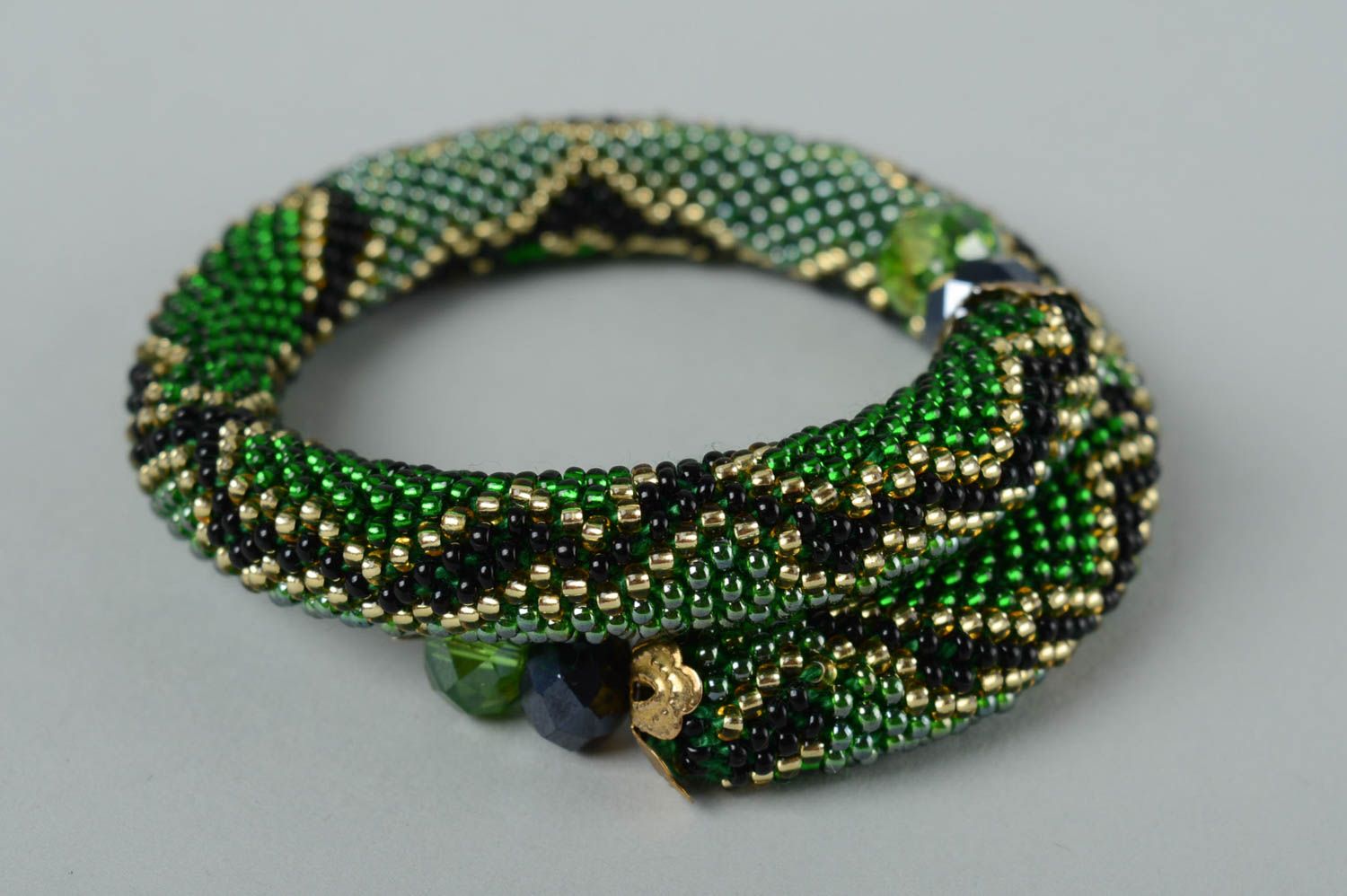 Bracelet spirale Bijou fait main perles de rocaille vert serpent Cadeau femme photo 4